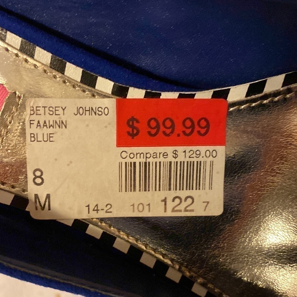 NWT 149.00 Shoes. Betsey Johnson Faawn Blue Heels, Size 8. Read thoroughly. HP - Picture 6 of 16